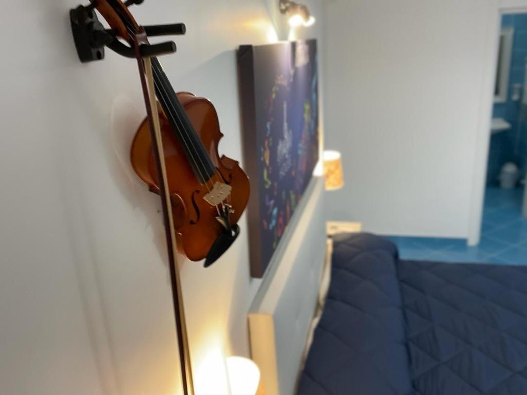Bed and Breakfast Music House Палінуро Екстер'єр фото